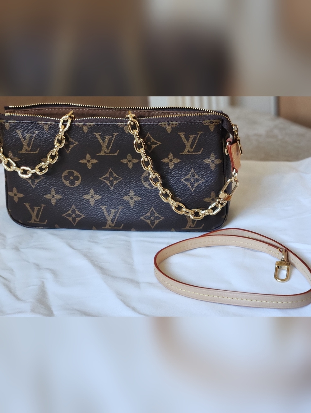 Louis Vuitton Monogram Pochette Accessoires - M82766 - Picture 7 of 14
